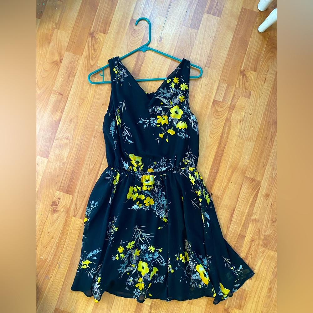 Luca couture beautiful short black dress with yellow flowers. Size small